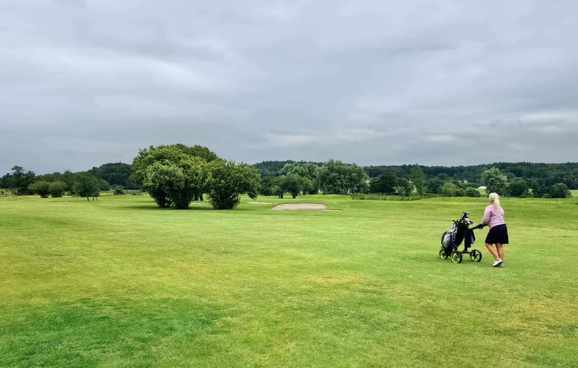 Do Airlines Charge for Golf Clubs?